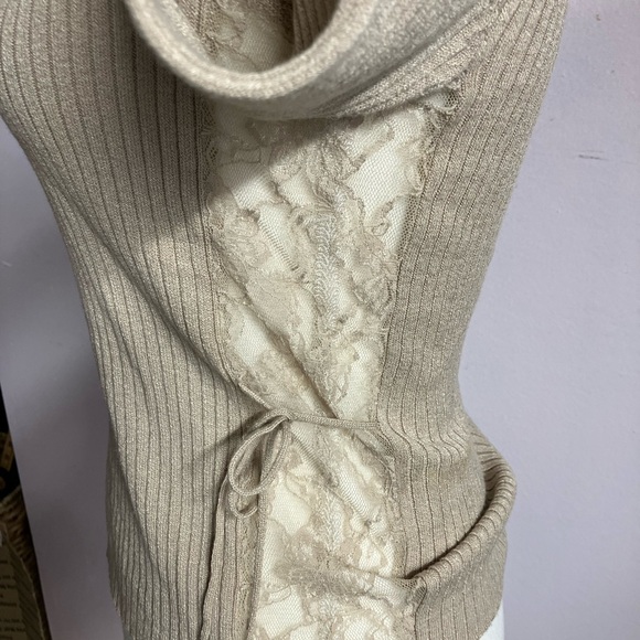 Great American Sweater Co. Women’s Pullover Ribbed Top, Medium, Tan, Lace Sides - Picture 3 of 6